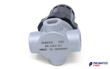 Load image into Gallery viewer, Knocks DR.022-01 Pneumatic Pressure Regulator , 1/4&quot;, 0.4~10BAR