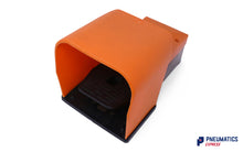 Load image into Gallery viewer, Metal Work PEV 03 PES PR Pedal Valve (W3120000301) M5, 3/2 (Monostable)