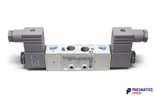Load image into Gallery viewer, Mindman MVSC-220-4E2 DC24V Solenoid Valve 5/2 1/4"