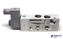 Load image into Gallery viewer, Mindman MVSC-460-4E1 AC220V Solenoid Valve 5/2 1/2&quot;