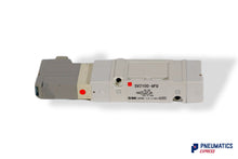 Load image into Gallery viewer, SMC SV2100-6FUD Solenoid Valve