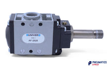 Load image into Gallery viewer, Univer AF-2525 Poppet Valve, 3/8&quot;, 3/2, Normally Open