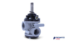 Load image into Gallery viewer, Univer AF-2540 Poppet Valve, 3/4&quot;, 3/2, Normally Closed