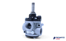 Load image into Gallery viewer, Univer AG-3041 Poppet Valve for Vacuum, 3/4&quot; 3/2 Way Normally Open