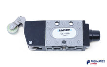 Load image into Gallery viewer, Univer CL-101A Roller Lever Mechanical Spool Valve